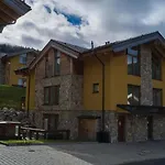Jasna Centrum M - Free Jacuzzi & Sauna And Chopok View Апартаменты *